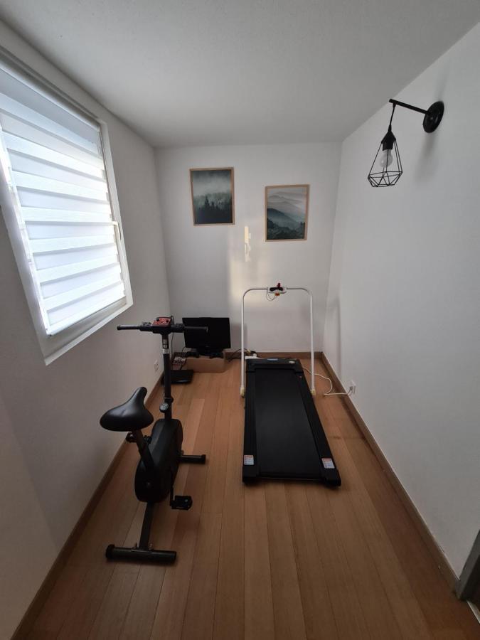 Agreable Appartement Avec Spa Proche De La Foret Bréchaumont Exterior foto